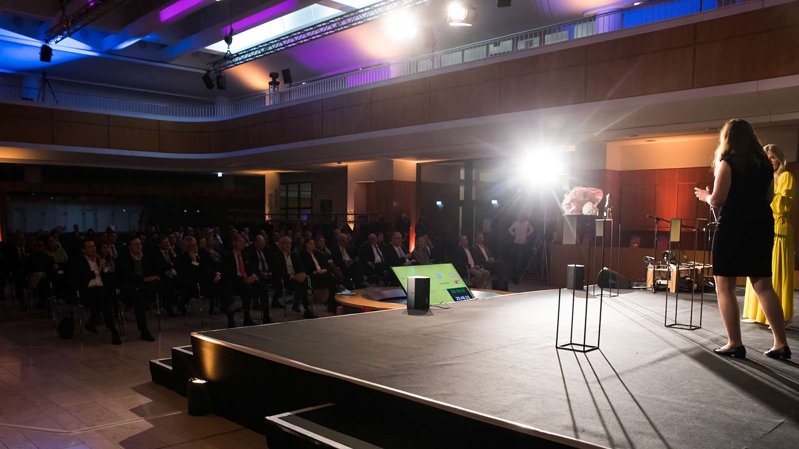 Galaabend Hessischer Gründerpreis in Frankfurt als Event-Referenz der WOA Eventagentur